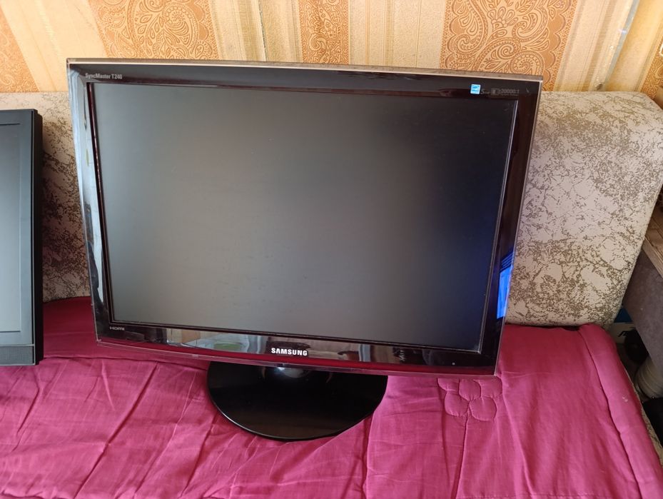 Мониторы Samsung и Informix