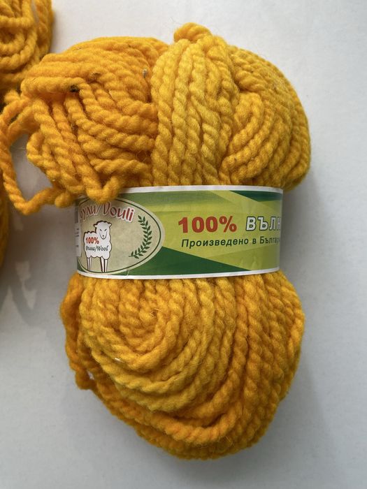 Жълта вълнена прежда (дебела)