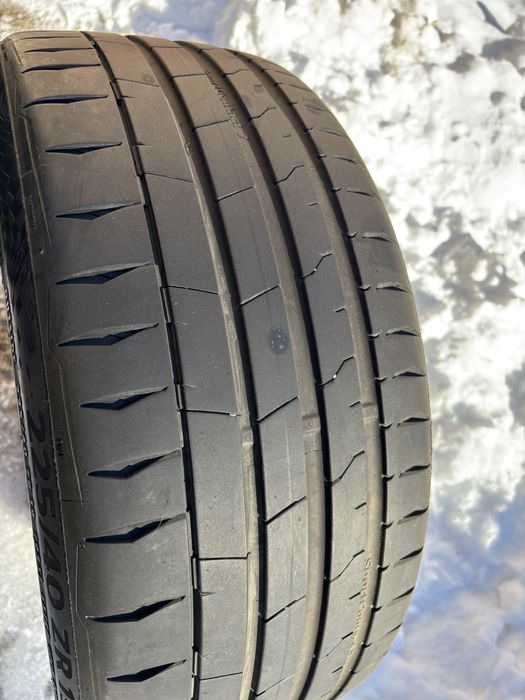 Cauciucuri vara 225 40 19…2buc Michelin 2buc Continental….DOT2023;2022