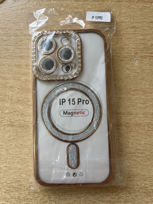 Чехол для айфона 15 pro