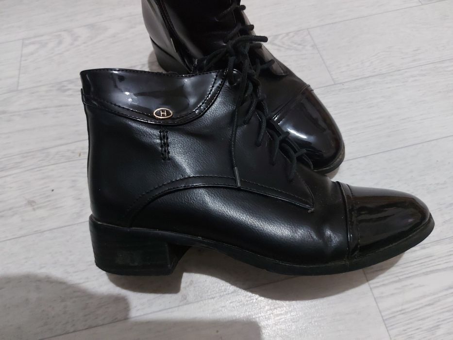 Сапожки демисезонные 37 размер.