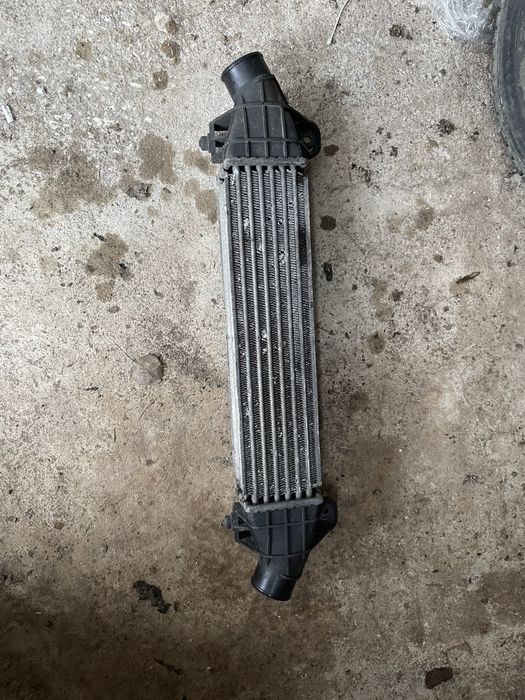 Интеркулер за Форд Мондео MK3 2.0TDDI 115к.с