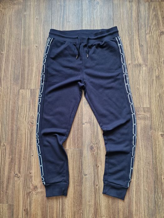 Страхотен мъжки сет екип анцунг суитчър размер S M L XL 2XL