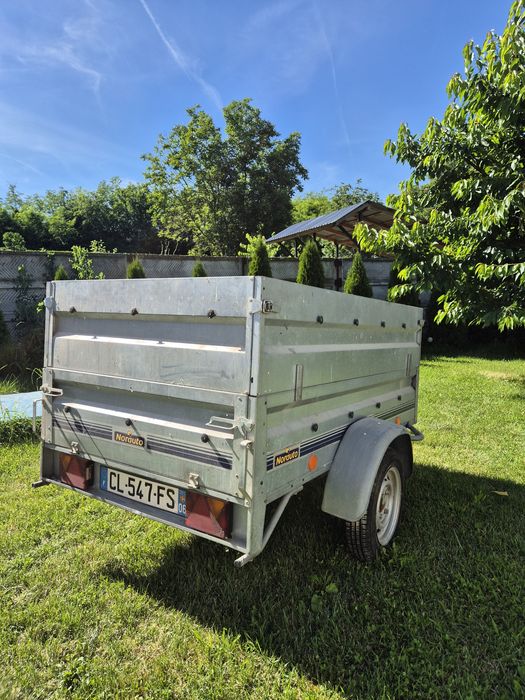 Remorca cu obloane inalte 750 kg