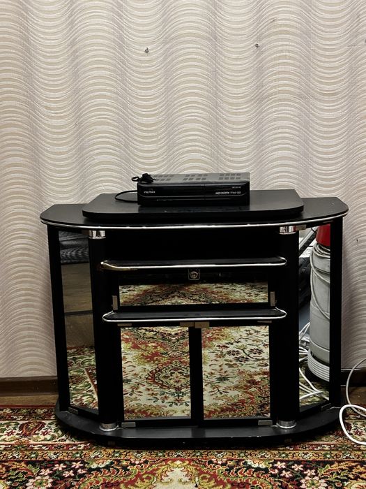 Тумба под телевизор