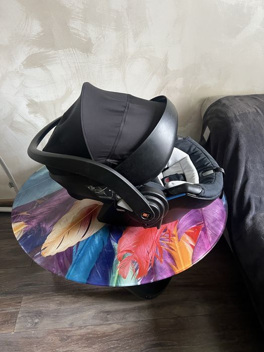 Столче за кола и количка stokke