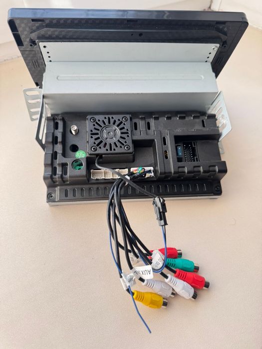 Продам автомагнитолу pioneer