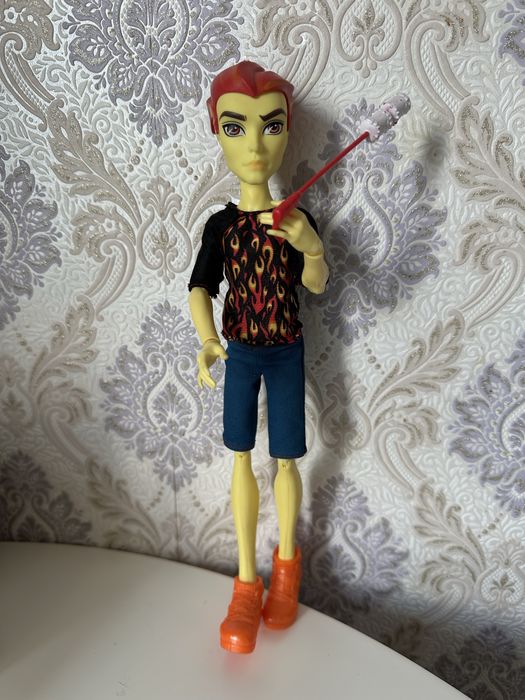 Monster high Хит Бернс