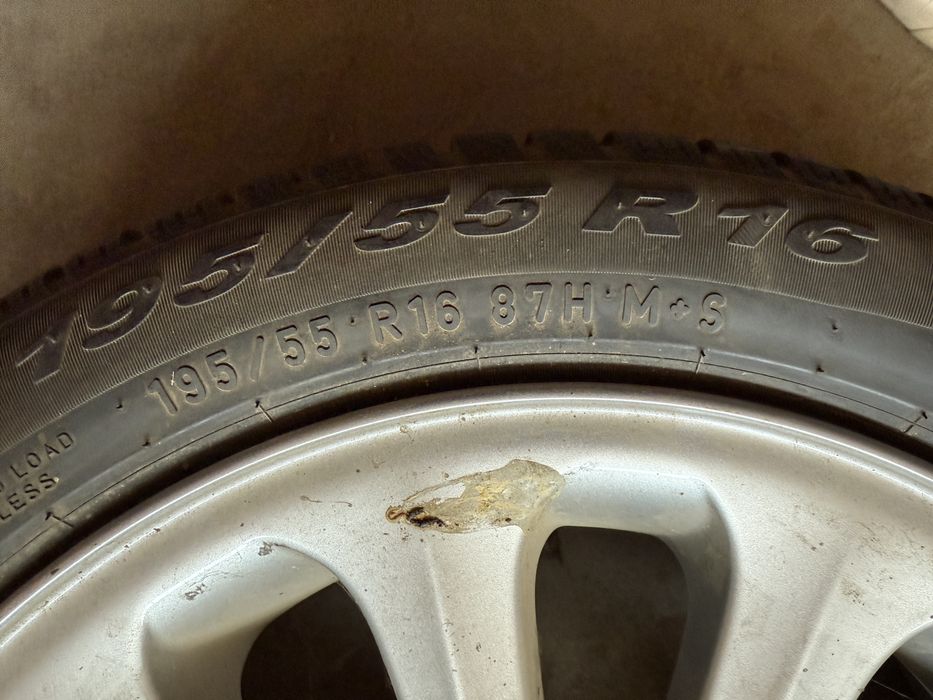 Anvelopa Pirelli Winter 210 195/55 R16