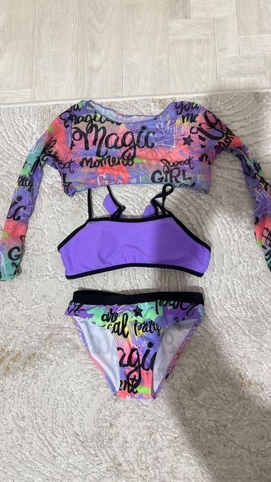 Продам купальник новый