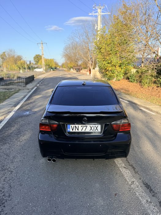 Vând bmw 330 d !