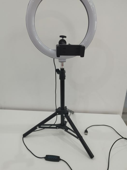 Ринг лампа 80 см