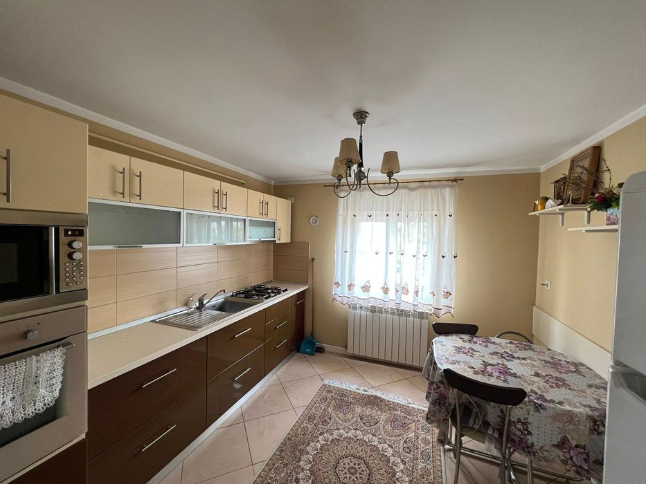 Închiririez apartament 3 camere Stejari