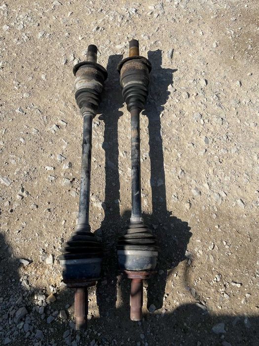 Полуоски Mercedes VITO 2.2 639