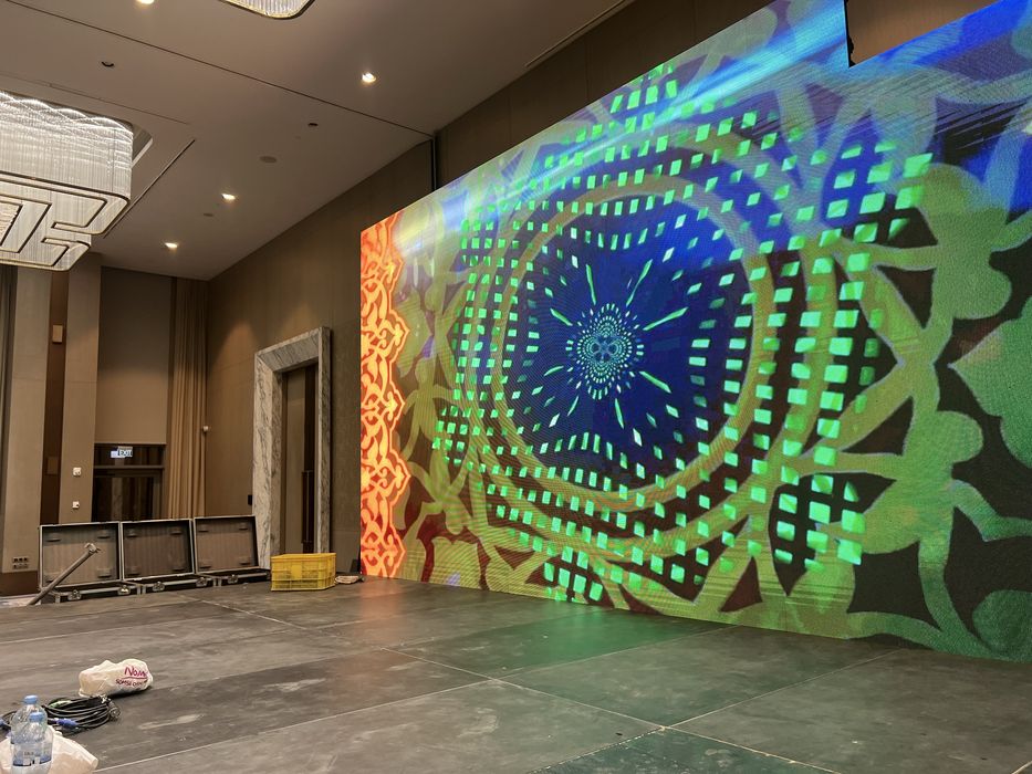 Аренда Лед экран светомузыка Алуминивъй конструкця  подиум дым  saxna