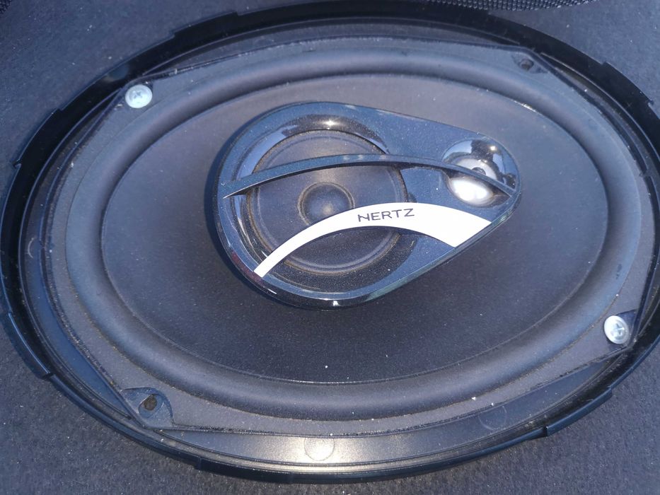 Продавам 2 броя елипса нертз перфектни възможно е равностоен бартер