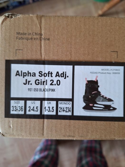 Patine reglabile pentru fete