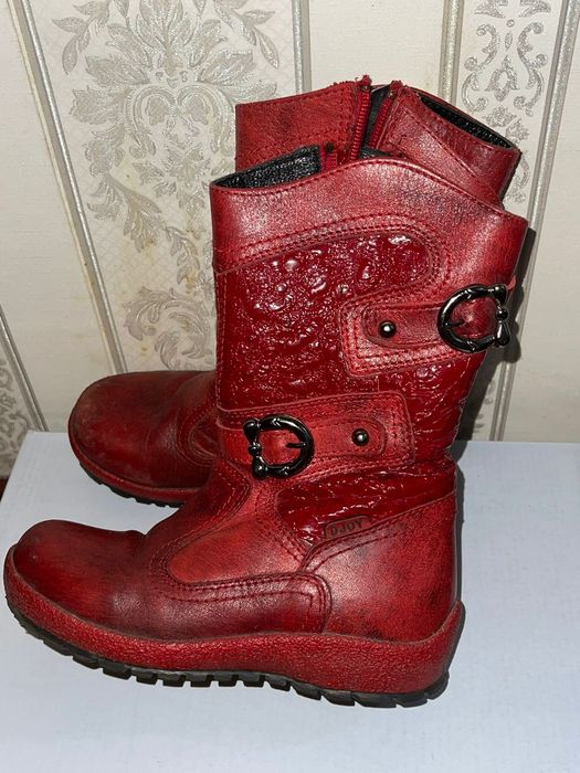 Детская обувь на девочку