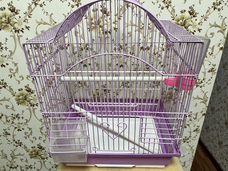 Продам клетку для попугаев