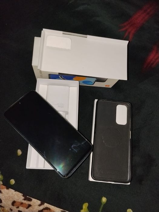 Продам редми нот 11 про 6/128 игровой
