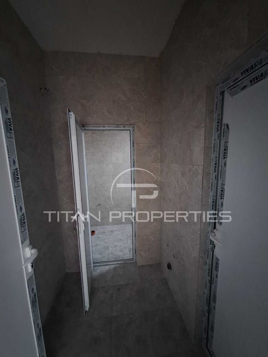 Продава се Склад в Кричим - 3840 кв.м за 141 €/кв.м - Снимка #5