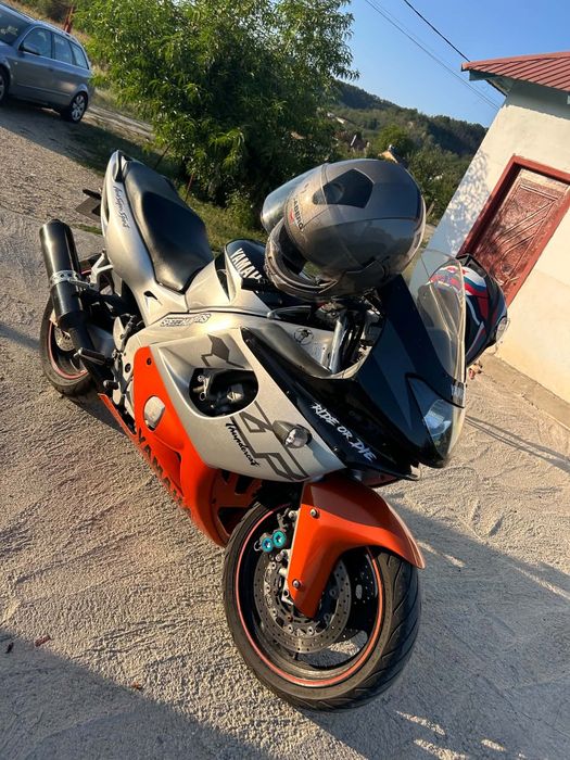 Vând Yamaha thundercat 600