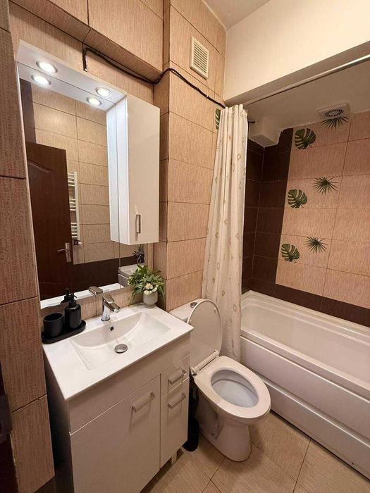 Nou pe piata! Apartament 2 camere, balcon, AC , loc de parcare, bloc nou- persoana fizica