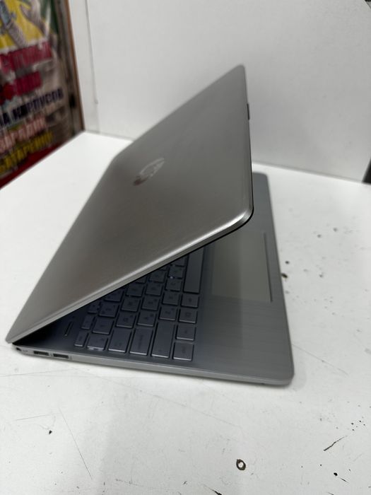 Продается ноутбук нр i5.11gen