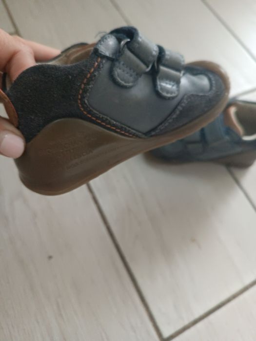 Adidași Biomecanics măr 22