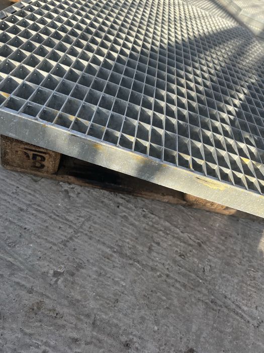 Trepte zincate zincate