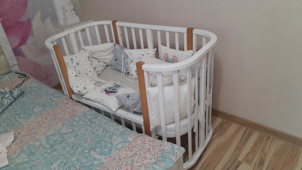 Продам комплект мебели