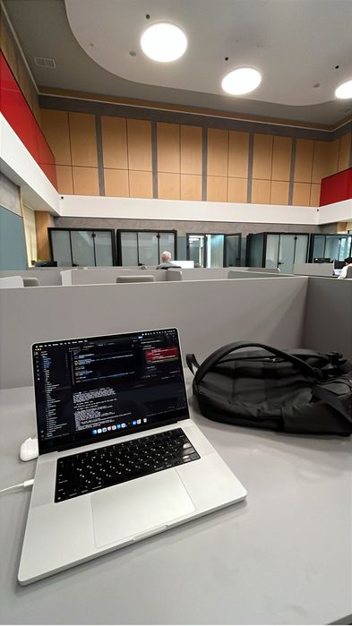 Продам или обменяю Macbook Pro 16’’ M2 pro 16/512