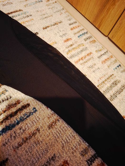 Цял дамски фитнес екип