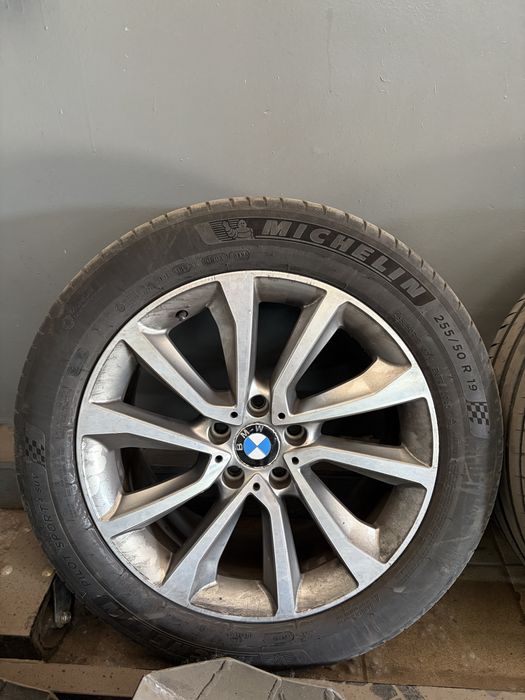 Продам оригинал диски BMW (резина зима/лето)