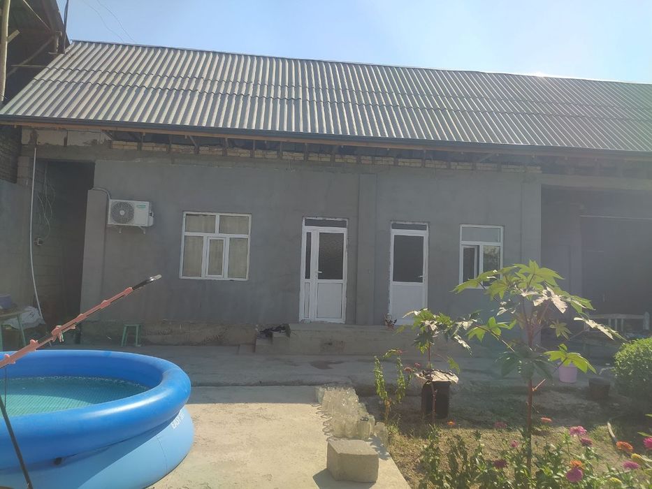 Uy sotiladi Narxi 45 ming $ . 6 soʻtix 4 xona