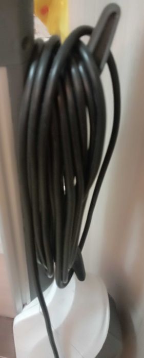 Швабра электрическая Каршер