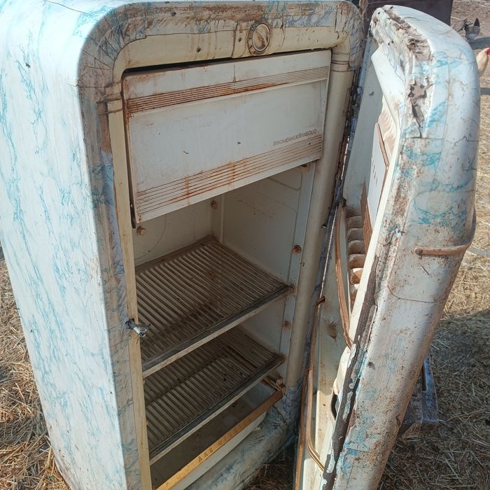 Холодильник, Зил Москва