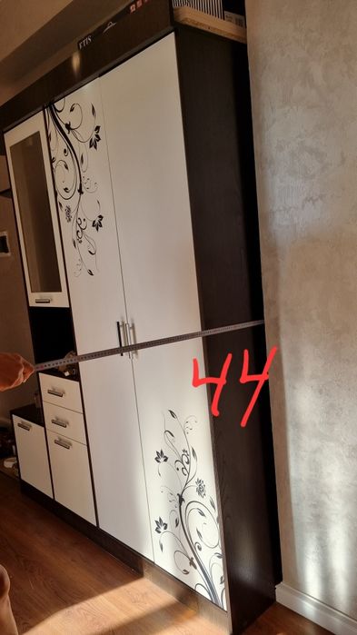 Продаётся шкаф в прихожую