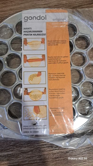 Продам пельменницу новая