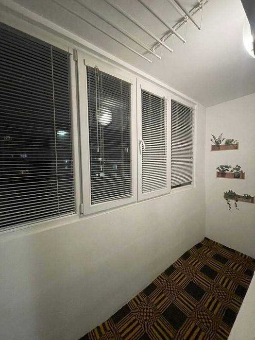 Дава се под наем Двустаен апартамент в Бургас, Изгрев - 47 кв.м за 300 € - Снимка #2