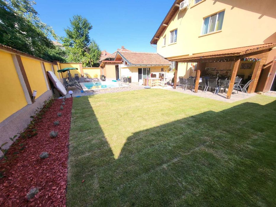 Продава се Къща в Горна Оряховица - 377 кв.м за 885 €/кв.м - Снимка #9