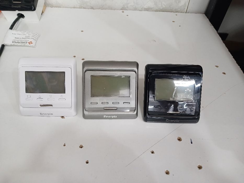 Termostat WIFI bilan ishlaydi garantiya bor  oddiy termostatlar ham bo