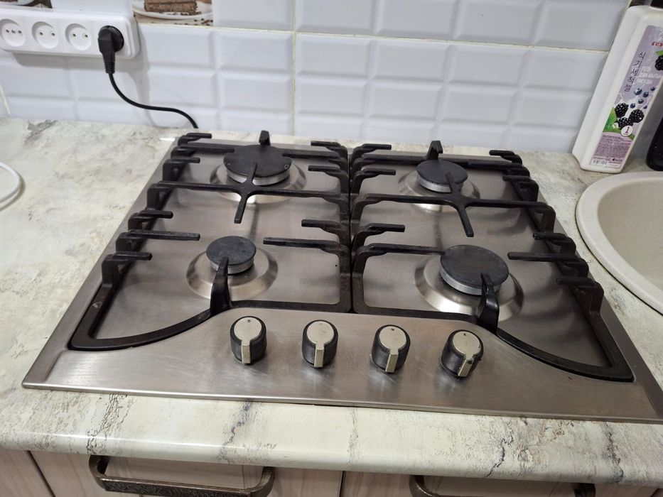 Продам варочную панель газовую