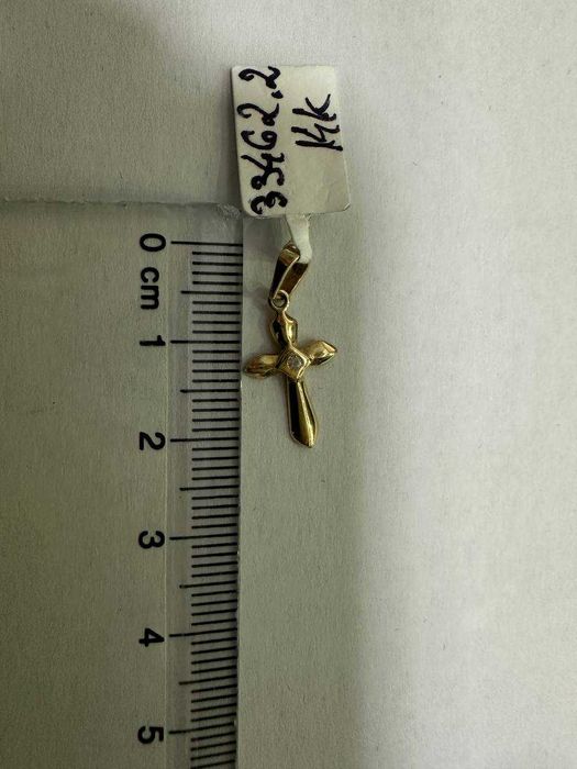 Cruce aur 14k 0.52gr (CTG)