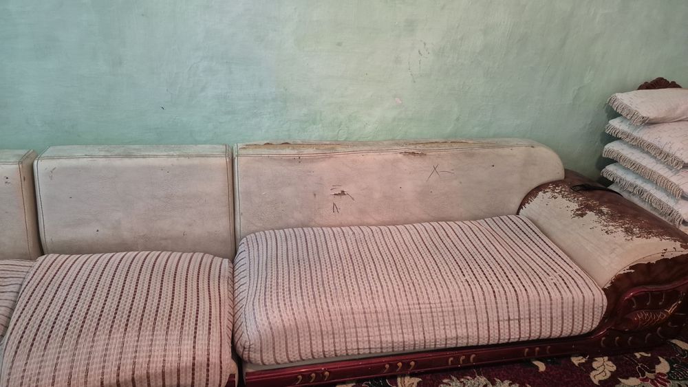 Тез арада диван сатылады!СРОЧНО