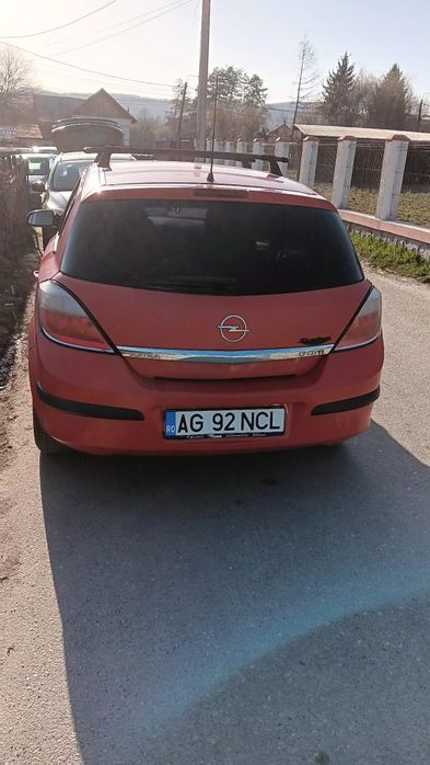Vând Opel astra h