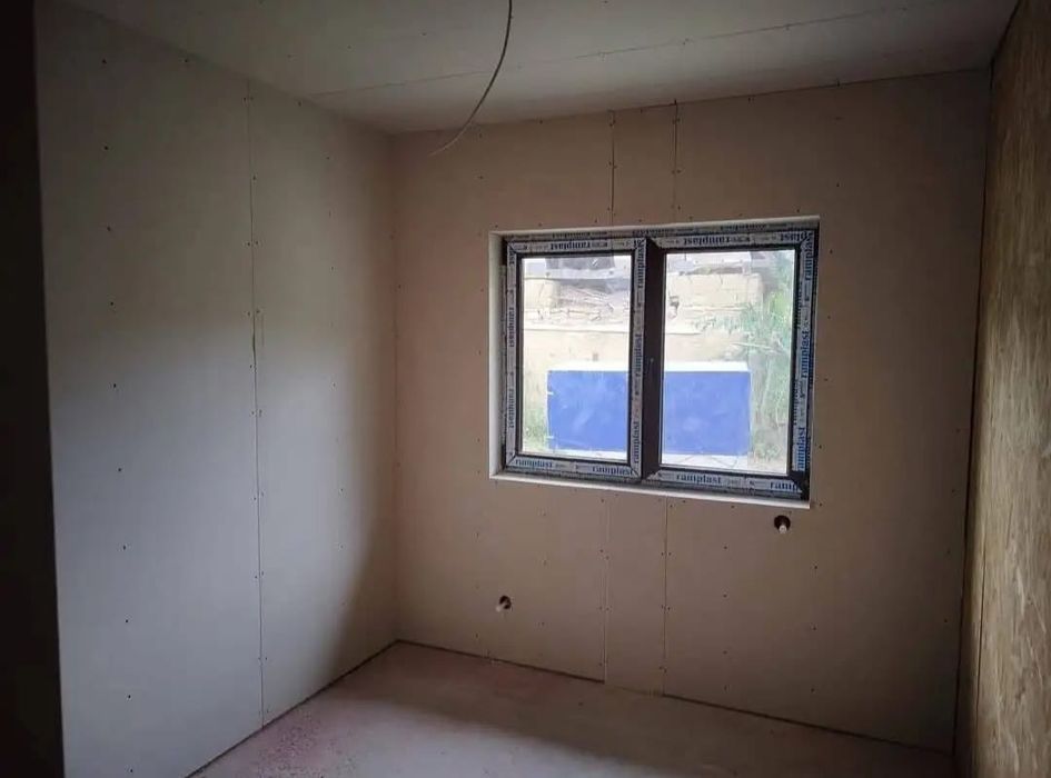 Case pe structura metalica