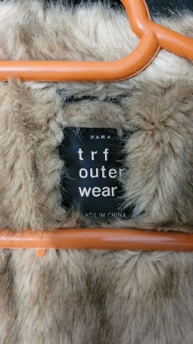 Geaca de iarna Zara îmblănite pe interior