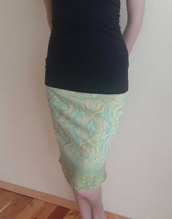 Зелена, лятна пола