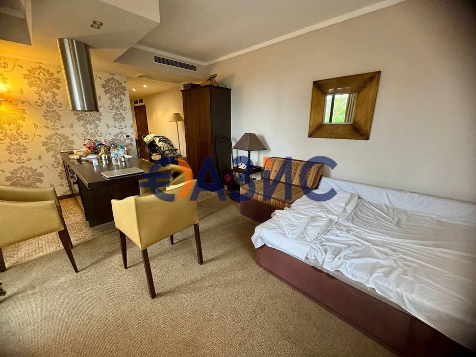 Продава се Двустаен апартамент в к.к. Слънчев бряг - 78 кв.м за 615 €/кв.м - Снимка #4